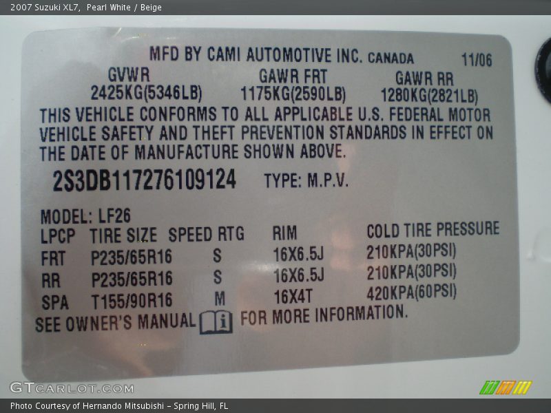 Pearl White / Beige 2007 Suzuki XL7