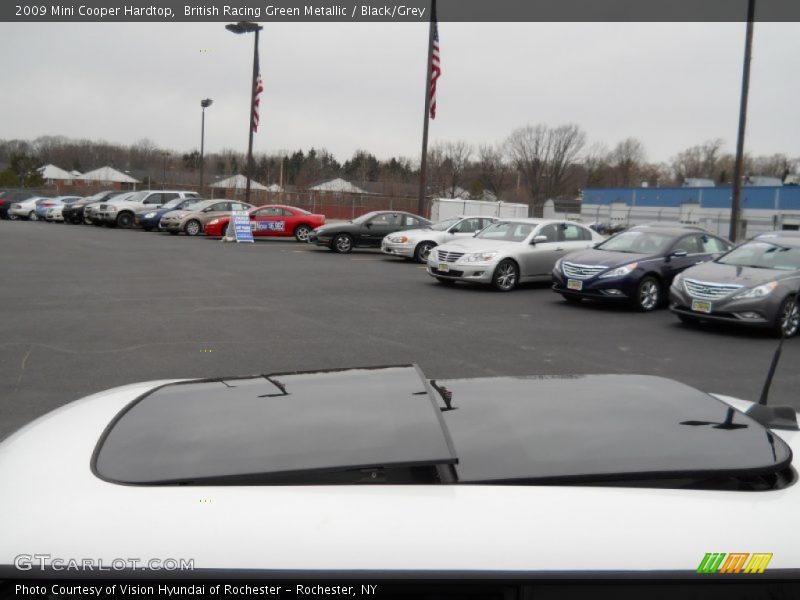 British Racing Green Metallic / Black/Grey 2009 Mini Cooper Hardtop