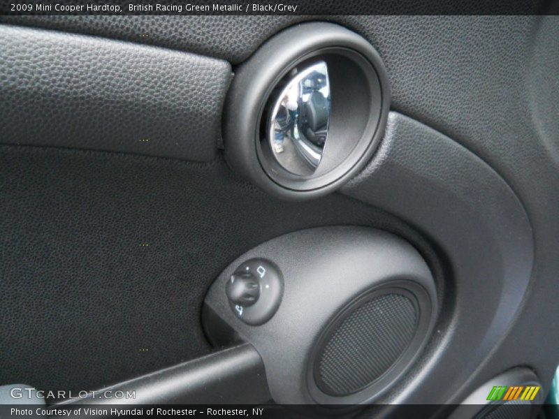 British Racing Green Metallic / Black/Grey 2009 Mini Cooper Hardtop