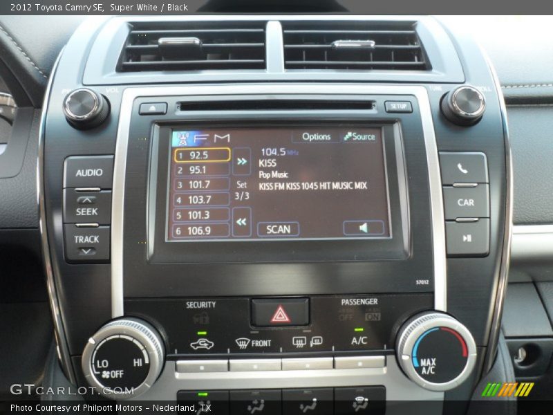 Super White / Black 2012 Toyota Camry SE