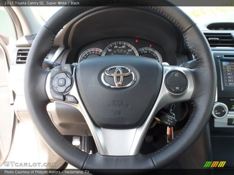 Super White / Black 2012 Toyota Camry SE