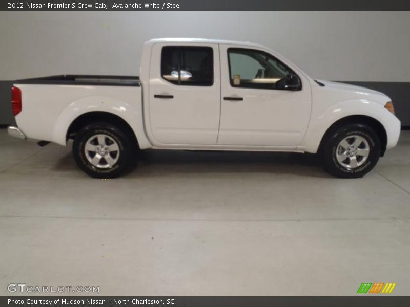 Avalanche White / Steel 2012 Nissan Frontier S Crew Cab