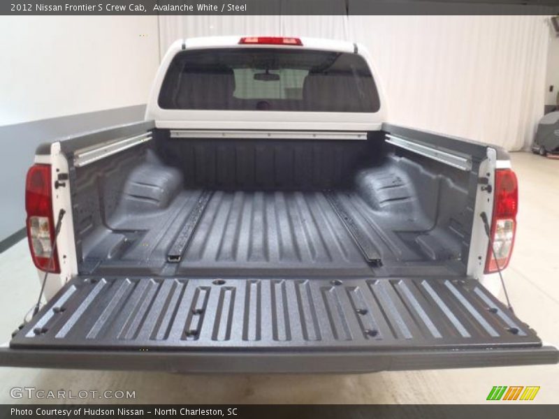 Avalanche White / Steel 2012 Nissan Frontier S Crew Cab