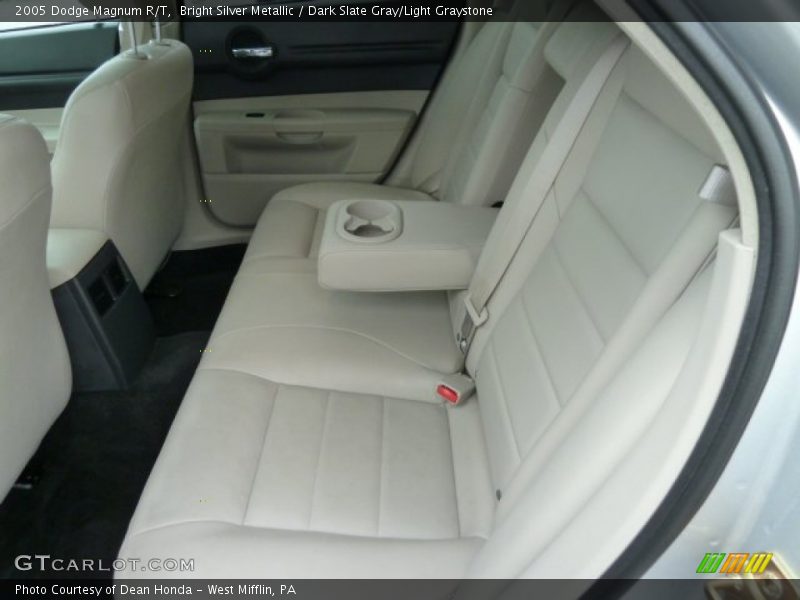 Bright Silver Metallic / Dark Slate Gray/Light Graystone 2005 Dodge Magnum R/T