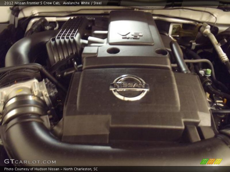 Avalanche White / Steel 2012 Nissan Frontier S Crew Cab