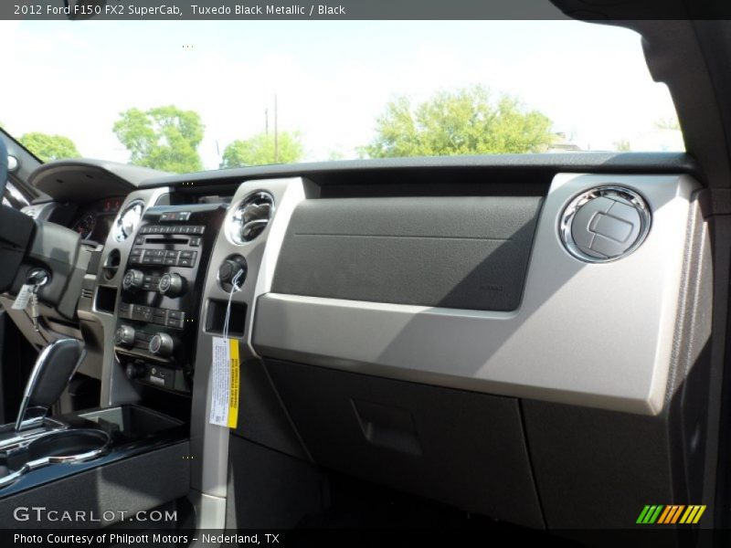 Tuxedo Black Metallic / Black 2012 Ford F150 FX2 SuperCab
