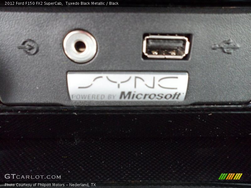 Tuxedo Black Metallic / Black 2012 Ford F150 FX2 SuperCab