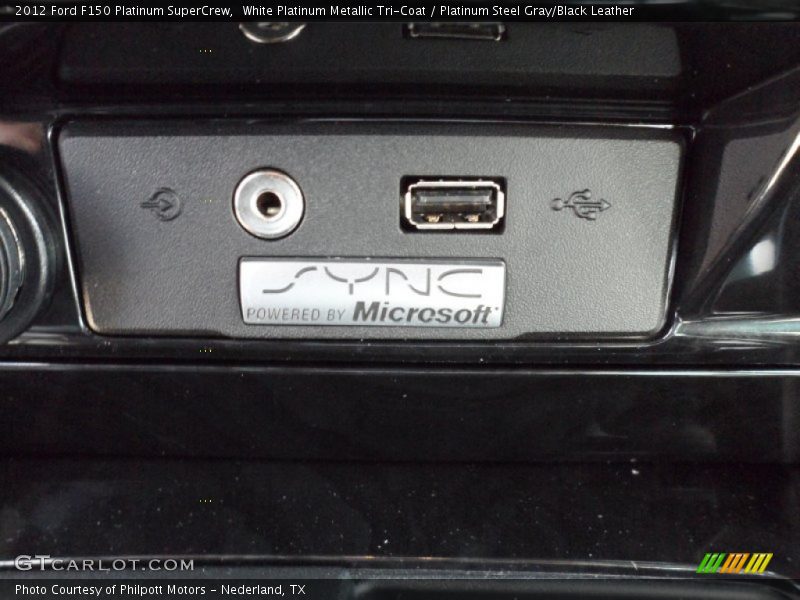 White Platinum Metallic Tri-Coat / Platinum Steel Gray/Black Leather 2012 Ford F150 Platinum SuperCrew
