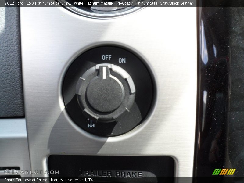 White Platinum Metallic Tri-Coat / Platinum Steel Gray/Black Leather 2012 Ford F150 Platinum SuperCrew