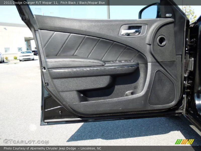 Door Panel of 2011 Charger R/T Mopar '11