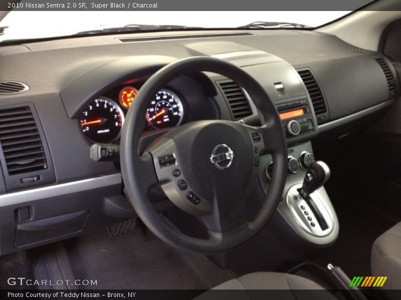 Super Black / Charcoal 2010 Nissan Sentra 2.0 SR