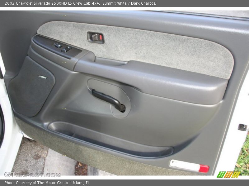 Summit White / Dark Charcoal 2003 Chevrolet Silverado 2500HD LS Crew Cab 4x4