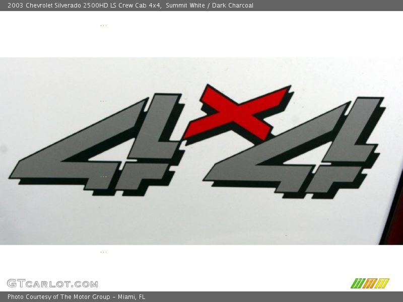 Summit White / Dark Charcoal 2003 Chevrolet Silverado 2500HD LS Crew Cab 4x4