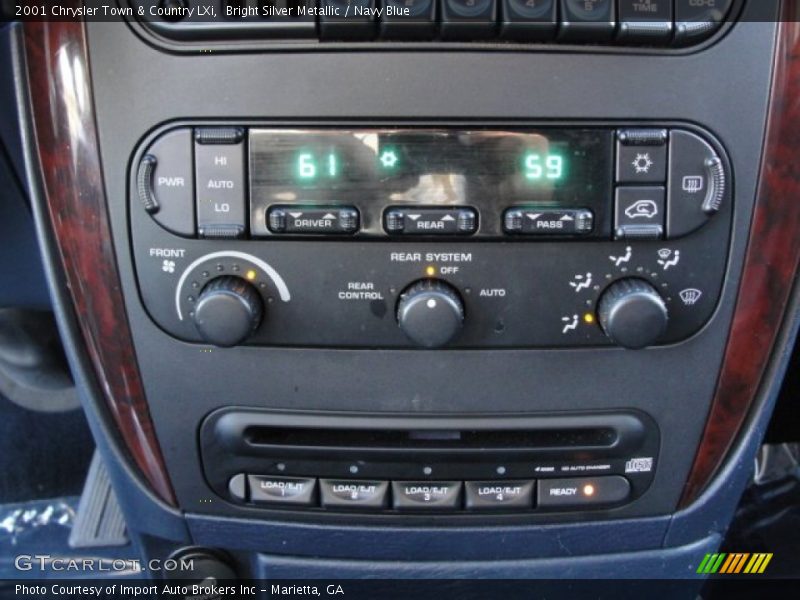 Bright Silver Metallic / Navy Blue 2001 Chrysler Town & Country LXi