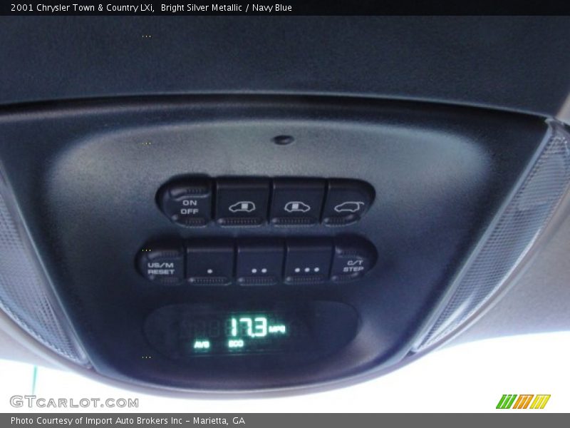 Bright Silver Metallic / Navy Blue 2001 Chrysler Town & Country LXi
