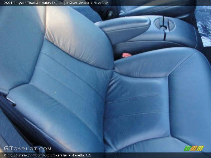 Bright Silver Metallic / Navy Blue 2001 Chrysler Town & Country LXi