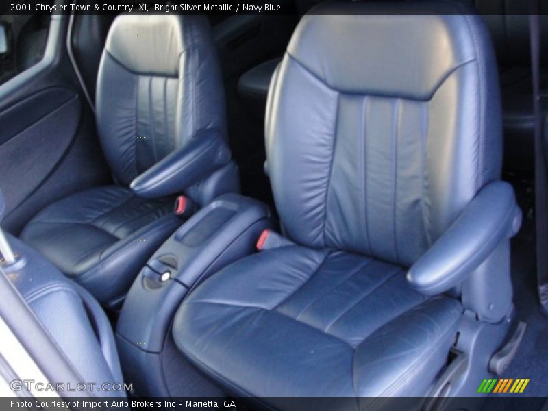 Bright Silver Metallic / Navy Blue 2001 Chrysler Town & Country LXi