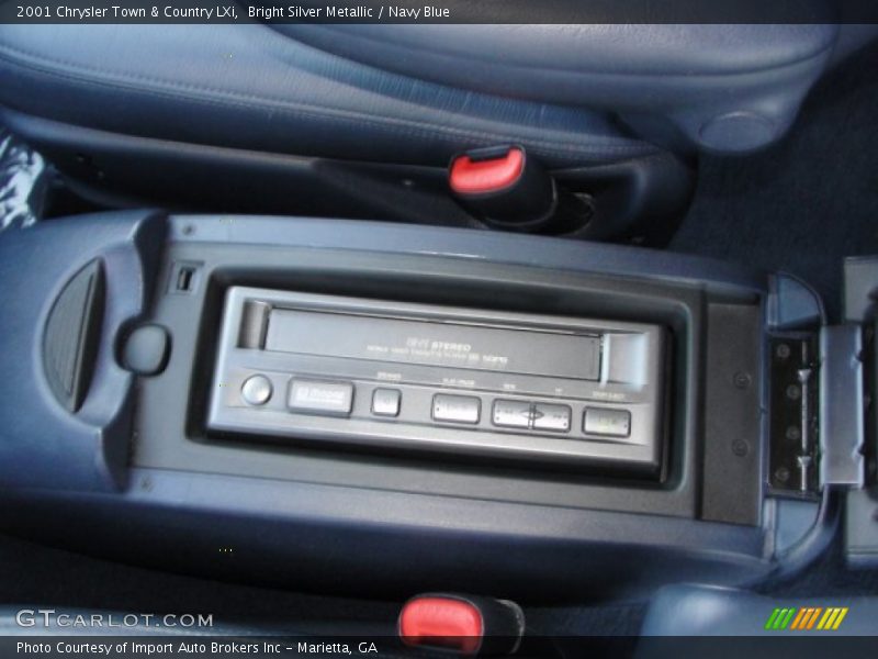 Bright Silver Metallic / Navy Blue 2001 Chrysler Town & Country LXi