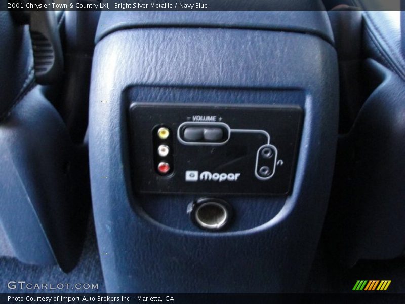 Bright Silver Metallic / Navy Blue 2001 Chrysler Town & Country LXi