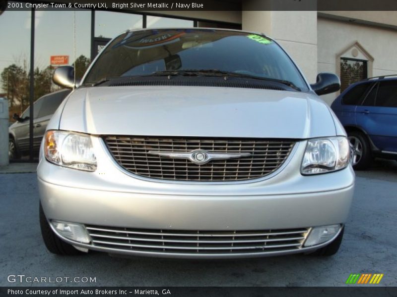 Bright Silver Metallic / Navy Blue 2001 Chrysler Town & Country LXi