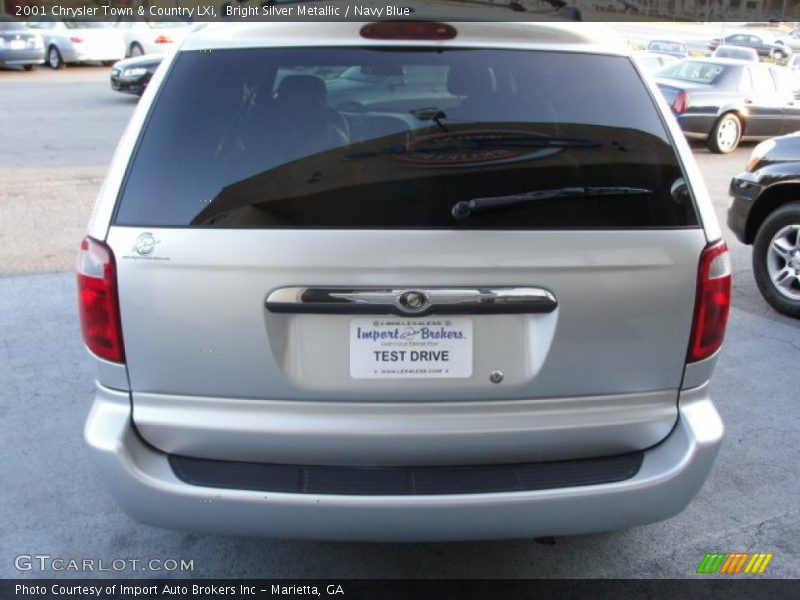 Bright Silver Metallic / Navy Blue 2001 Chrysler Town & Country LXi