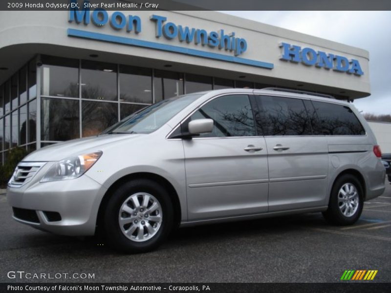 Silver Pearl Metallic / Gray 2009 Honda Odyssey EX