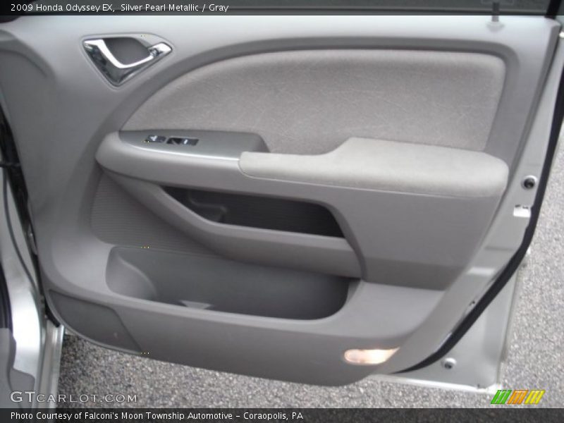 Silver Pearl Metallic / Gray 2009 Honda Odyssey EX