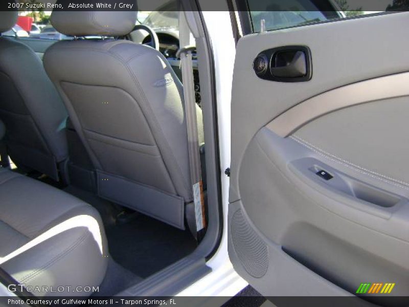 Absolute White / Grey 2007 Suzuki Reno