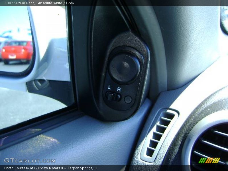 Absolute White / Grey 2007 Suzuki Reno