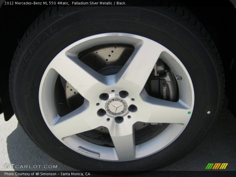 Palladium Silver Metallic / Black 2012 Mercedes-Benz ML 550 4Matic