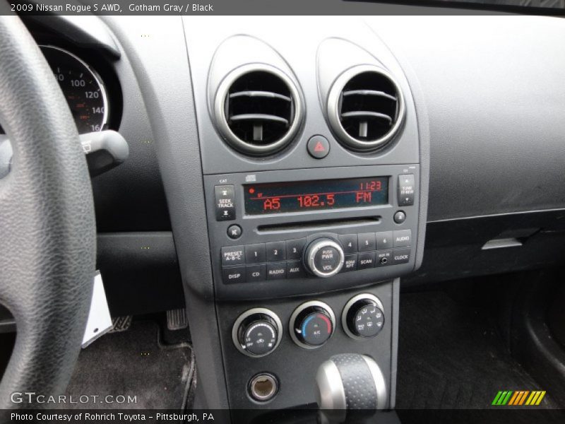 Gotham Gray / Black 2009 Nissan Rogue S AWD