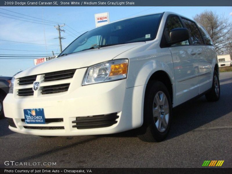 Stone White / Medium Slate Gray/Light Shale 2009 Dodge Grand Caravan SE