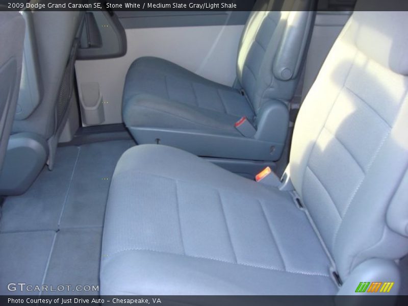 Stone White / Medium Slate Gray/Light Shale 2009 Dodge Grand Caravan SE