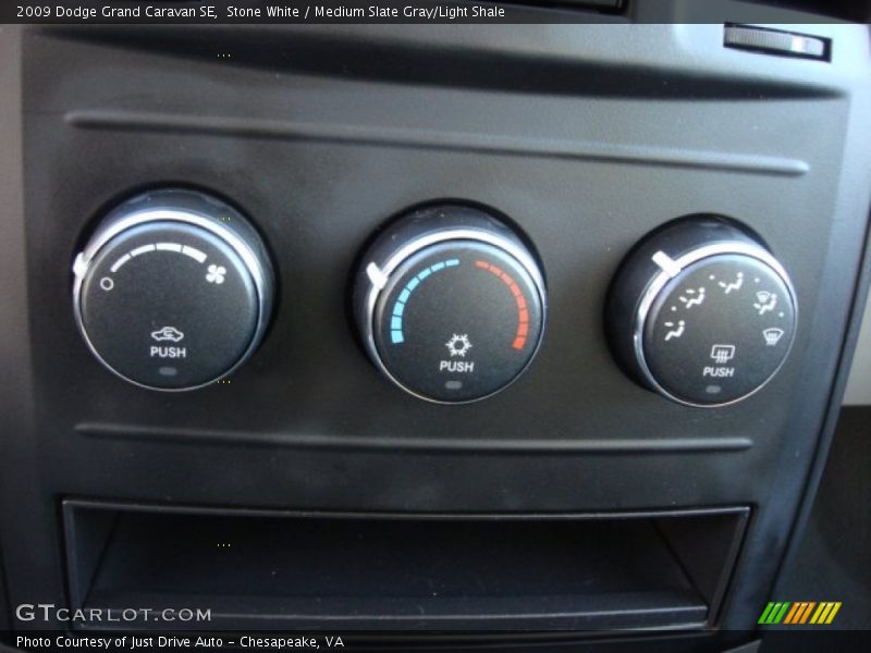 Stone White / Medium Slate Gray/Light Shale 2009 Dodge Grand Caravan SE