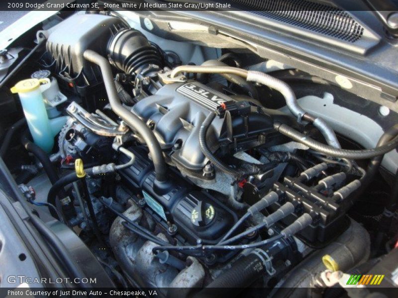 Stone White / Medium Slate Gray/Light Shale 2009 Dodge Grand Caravan SE