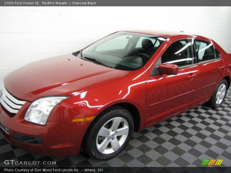 Redfire Metallic / Charcoal Black 2009 Ford Fusion SE