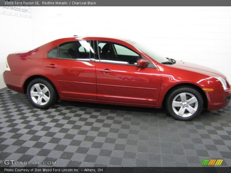 Redfire Metallic / Charcoal Black 2009 Ford Fusion SE