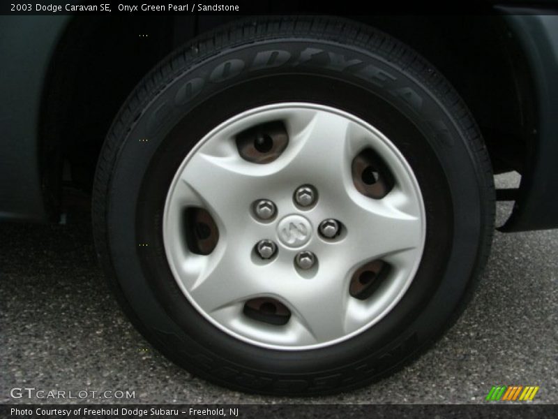 Onyx Green Pearl / Sandstone 2003 Dodge Caravan SE