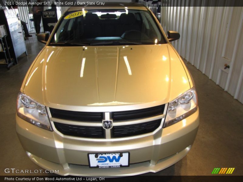White Gold / Dark Slate Gray 2010 Dodge Avenger SXT