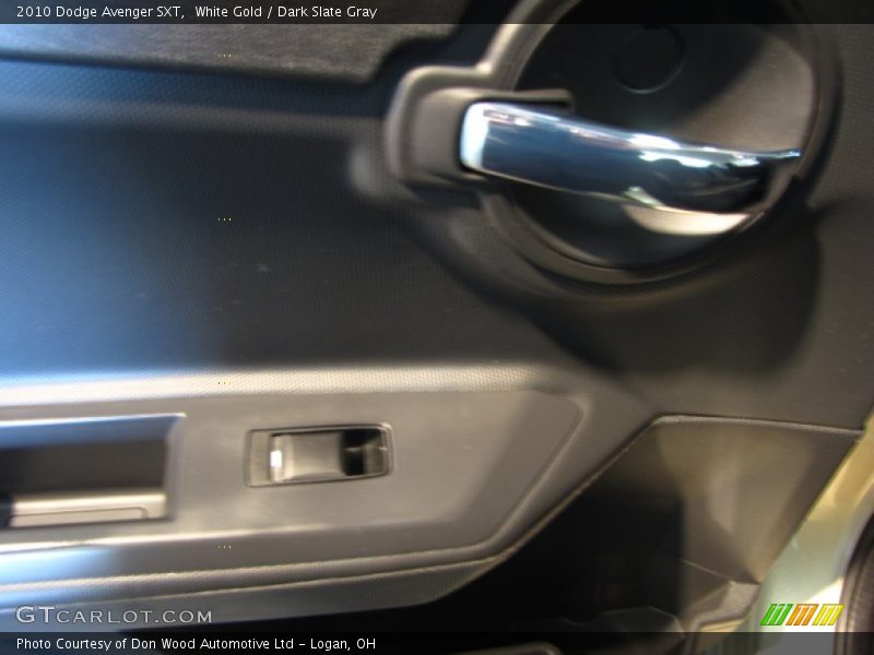 White Gold / Dark Slate Gray 2010 Dodge Avenger SXT