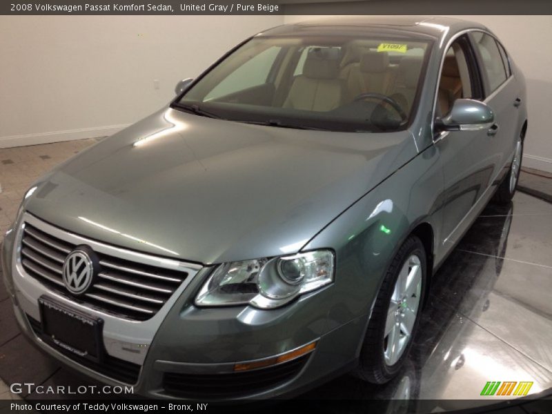 United Gray / Pure Beige 2008 Volkswagen Passat Komfort Sedan