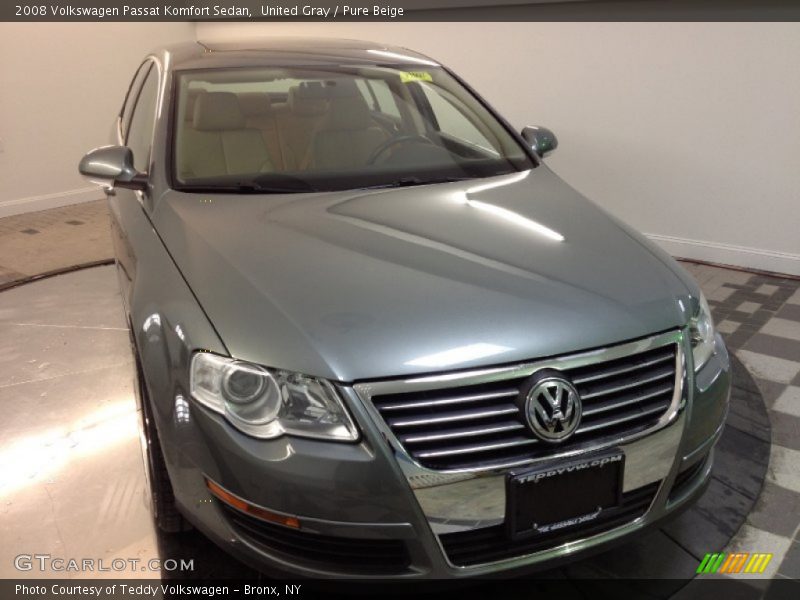 United Gray / Pure Beige 2008 Volkswagen Passat Komfort Sedan