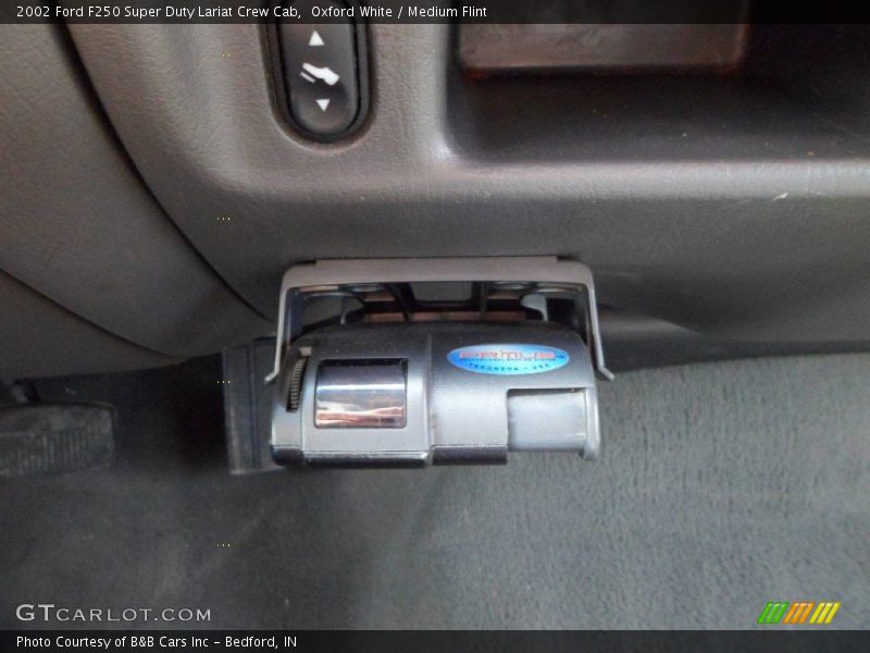 Oxford White / Medium Flint 2002 Ford F250 Super Duty Lariat Crew Cab