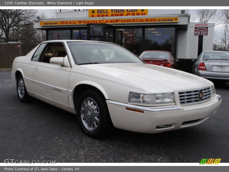 White Diamond / Light Beige 1995 Cadillac Eldorado
