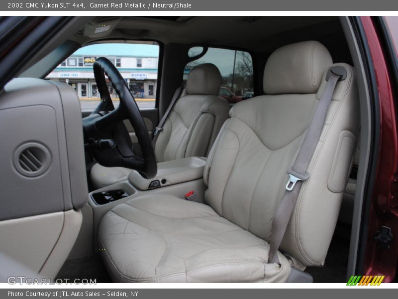 Garnet Red Metallic / Neutral/Shale 2002 GMC Yukon SLT 4x4