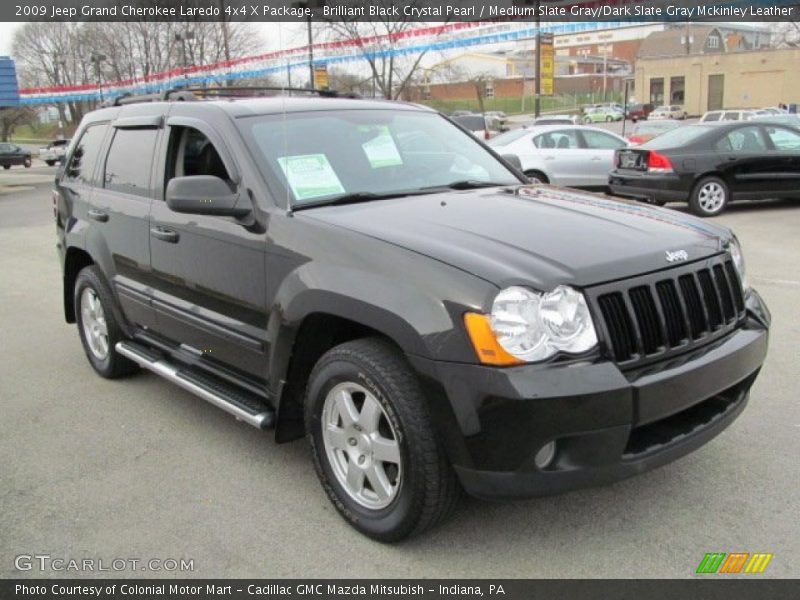 Front 3/4 View of 2009 Grand Cherokee Laredo 4x4 X Package
