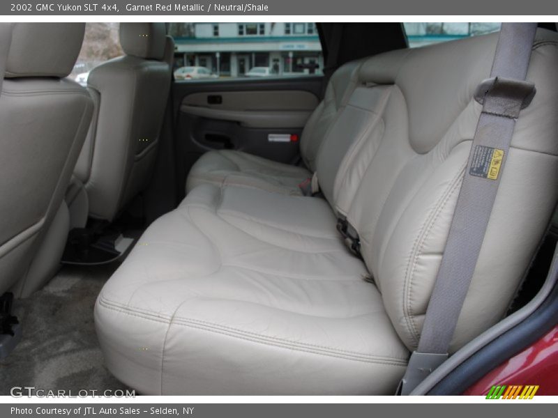 Garnet Red Metallic / Neutral/Shale 2002 GMC Yukon SLT 4x4