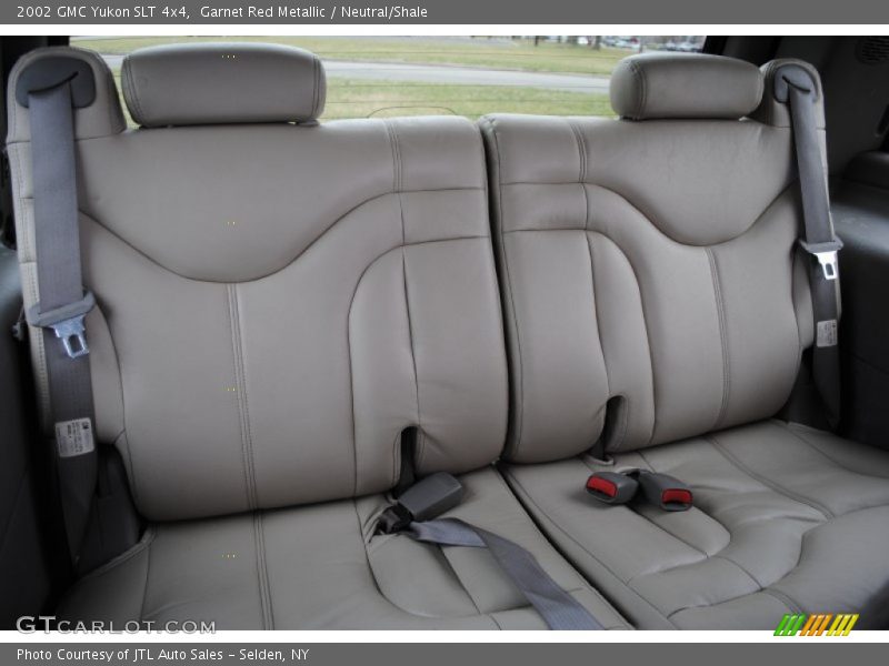Garnet Red Metallic / Neutral/Shale 2002 GMC Yukon SLT 4x4