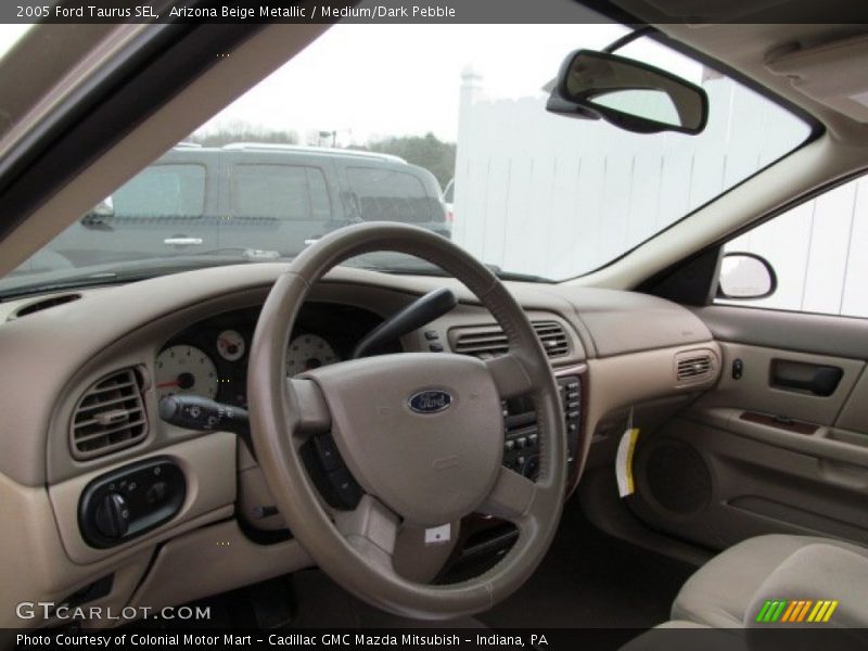 Arizona Beige Metallic / Medium/Dark Pebble 2005 Ford Taurus SEL