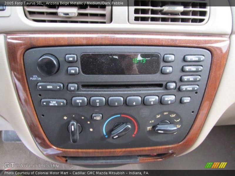 Arizona Beige Metallic / Medium/Dark Pebble 2005 Ford Taurus SEL